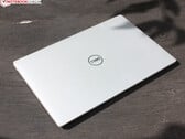 Laptop Dell XPS 13 9315 em revisão: Baixo desempenho, incrível duração da bateria
