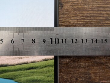 Molduras laterais estreitas