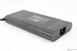 adaptador CA de barril de 230 W