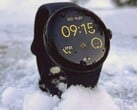 O Pixel Watch 2 recebe uma nova atualização. (Fonte da imagem: Benedikt Winkel)