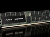 Módulo de memória DDR5 RDIMM da Micron. A nova versão de 512 GB da empresa poderá permitir até 12 TB de RAM em um único servidor.
