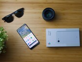 Os recentes smartphones Google Pixel oferecem recursos de emergência que poderiam salvar vidas em alguns casos. (Fonte da imagem: Luca - Unsplash)