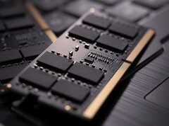 Os DIMMs DDR5 listados devem chegar aos varejistas em novembro. (Fonte de imagem: TeamGroup)