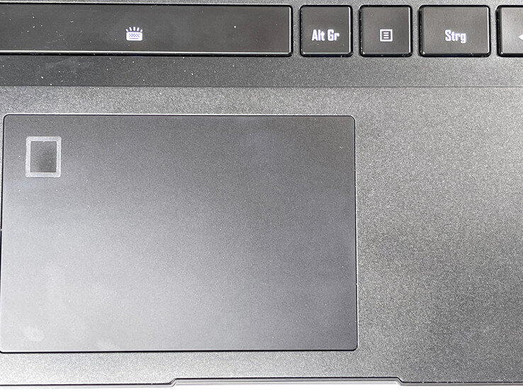 Aero 15 OLED XC - Touchpad com leitor de impressões digitais integrado