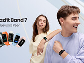 O Amazfit Band 7 vem em duas cores com alças de relógio vibrantes. (Fonte da imagem: Amazfit)
