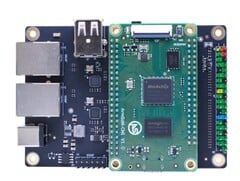CM1: Nova placa de desenvolvimento, aqui com uma placa de interface. (Fonte da imagem: ArmSoM)