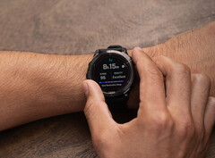 A Garmin trouxe mais de 40 mudanças para os smartwatches Fenix 7 e seus equivalentes com sua última atualização beta. (Fonte da imagem: Garmin)