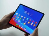 O telefone dobrável da OPPO pode se basear neste protótipo. (Fonte: Weibo)