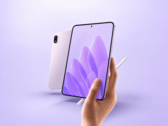 Oppo Pad Mini Matte Display Edition visto de frente e de trás com uma caneta stylus