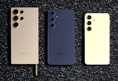 Não há nenhuma sugestão de que a Samsung abandonará o modelo Plus de sua linha Galaxy S. (Fonte da imagem: Samsung)