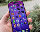 O iPhone 17 pode usar a mesma tela que o iPhone 16 Pro (foto). (Fonte da imagem: Notebookcheck)