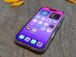 capa Ostand Spin 360° para iPhone 17