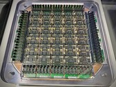Tesla Dojo AI supercomputer 15 kW tile (Fonte: Steve Jurvetson)