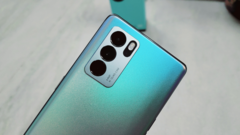 A OPPO Reno 6 Pro. (Fonte: The Mobile Indian)
