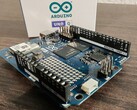 O Arduino UNO Q é basicamente um Raspberry Pi com genes Arduino (Fonte da imagem: Notebookcheck)