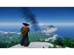 Uma foto de paisagem de Ghost of Tsushima mostrando Jin em pé em uma montanha com vista para a ilha. (Fonte da imagem: Steam)