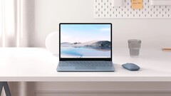 O Laptop Surface Go tem um display de 12,4 polegadas. (Fonte da imagem: Microsoft)