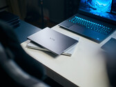 O novo Dell XPS e o Alienware Area-51 (Fonte da imagem: Alex Wätzel para Notebookcheck)