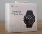 O Amazfit T-Rex Pro Smartwatch de grau militar é à prova d'água para 10 caixas eletrônicos. (Fonte de imagem: Erdi Özüağ)