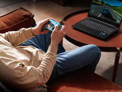 O GameSir G7 Pro Wuchang: Fallen Feathers Edition oferece suporte à ativação com um toque em consoles Xbox compatíveis. (Fonte da imagem: GameSir)