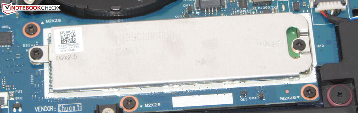 Um PCIe-3-SSD serve como a unidade do sistema.