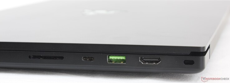 Certo: Leitor SD UHS-III, USB Tipo C + Thunderbolt 3, USB 3.2 Gen. 2, HDMI 2.0b, Kensington Lock