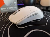 Análise do SteelSeries Rival 3 Wireless Gen 2: Cliques rápidos e aderência firme