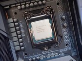 Três processadores adicionais Comet Lake-S poderiam estar à beira da liberação. (Fonte da imagem: RockPaperShotgun)