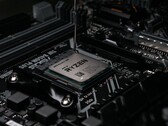 Os próximos processadores de mesa Ryzen da AMD podem oferecer núcleos de processador Zen 4 e GPUs RDNA 2. (Fonte de imagem: Luis Gonzalez)
