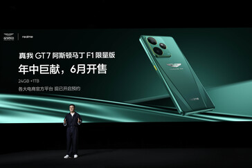 ...enquanto a edição GT7 Aston Martin Edition vem em Dream Green. (Fonte: Realme)