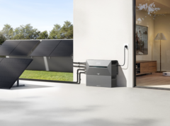 O Anker Solix Solarbank E2700 Pro (na foto) suporta até 3600W de entrada solar. (Fonte da imagem: Anker)