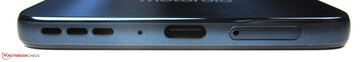 Parte inferior: alto-falante, microfone, USB-C 2.0, slot SIM