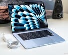 Espera-se que a próxima geração do MacBook Air chegue ao mercado em apenas alguns meses. (Fonte da imagem: Notebookcheck)