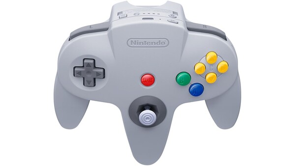 O Switch Online Nintendo 64 Controller é uma réplica em tamanho do controle original do N64.