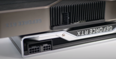 Afinal, a GeForce RTX 3080 Founders Edition tem um conector de 12 pinos. (Fonte de imagem: Digital Foundry)
