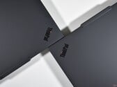 O Lenovo ThinkPad T14 Gen 6 e o Lenovo ThinkPad T14 Gen 7.