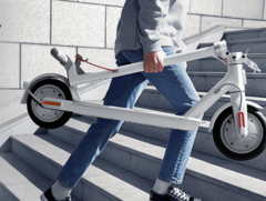 A Xiaomi Electric Scooter 3 Lite com velocidade máxima de 25 kph (~16 mph) poderá chegar em breve à Europa. (Fonte da imagem: Xiaomi)