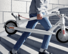 A Xiaomi Electric Scooter 3 Lite com velocidade máxima de 25 kph (~16 mph) poderá chegar em breve à Europa. (Fonte da imagem: Xiaomi)