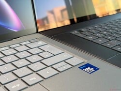 O novo ProArt P16 é quase tão fino como o Asus Googlebook 14.