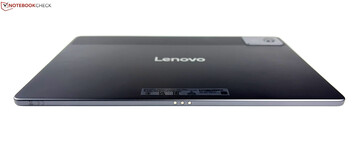 Parte inferior: Conector de pino Pogo