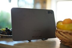 O Teclast T65 é bastante grande e oferece alguns recursos que normalmente são encontrados em tablets muito mais caros