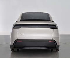O SUV elétrico Tesla Model Y L (Fonte da imagem: Ministério da Indústria e Tecnologia da Informação da China)