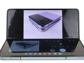 A Samsung não tem planos de lançar smartphones dobráveis baratos tão cedo (imagem via own)