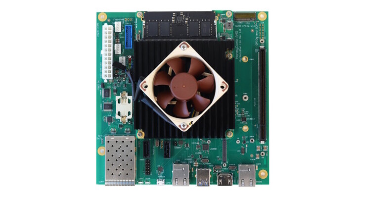 O V3000 pode ser alimentado por uma PSU ATX (Fonte da imagem: SolidRun)