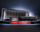 Sandisk NAS 600 SATA SSD e NAS 800 NVMe SSD em frente a um gabinete NAS