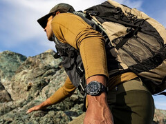 A Garmin está entregando outra rodada de atualizações para o Instinct E, Instinct 3 e Instinct Crossover, este último na foto. (Fonte da imagem: Garmin)