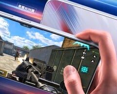 Uma nova tecla WIN na estrutura inferior ajusta a vibração e a resposta ao toque em três níveis e controla cinco modos de iluminação