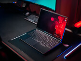 XMG Neo 16 A25 (fonte da imagem: Notebookcheck)