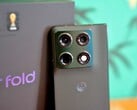 O Motorola Razr Fold está se empenhando ao máximo para se tornar o melhor celular dobrável com câmera.