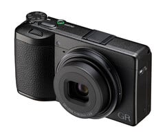 A Ricoh anuncia a câmera digital compacta GR IV com lente de 28 mm. (Fonte da imagem: Ricoh)